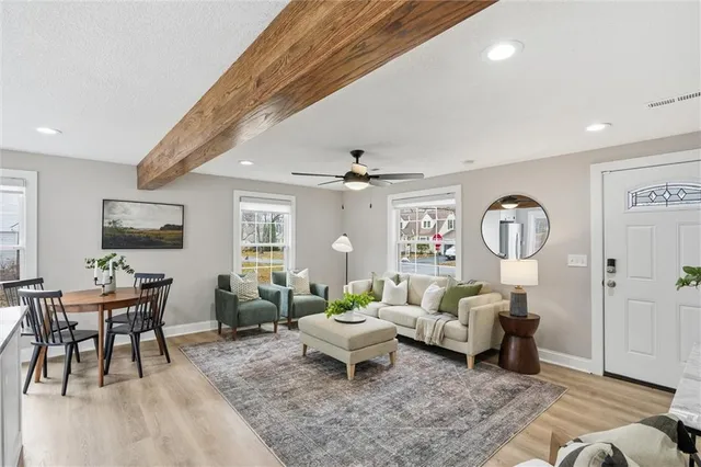 $365,000 | 7945 Madison Avenue, Kansas City, MO 64114