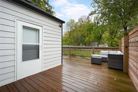 $365,000 | 7945 Madison Avenue, Kansas City, MO 64114