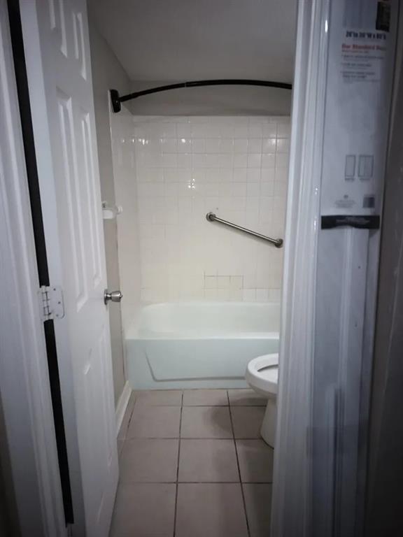 3405 Cobbs Ferry Drive, Unit 3405 Decatur, GA 30032 - Photo 2 of 9 a bathroom with a glass door shower