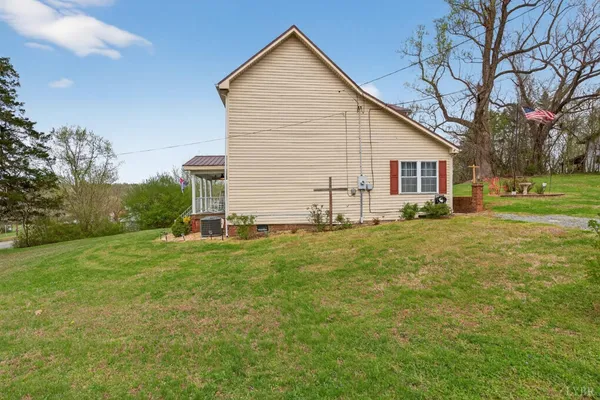 $199,900 | 119 White Street, Drakes Branch, VA 23937