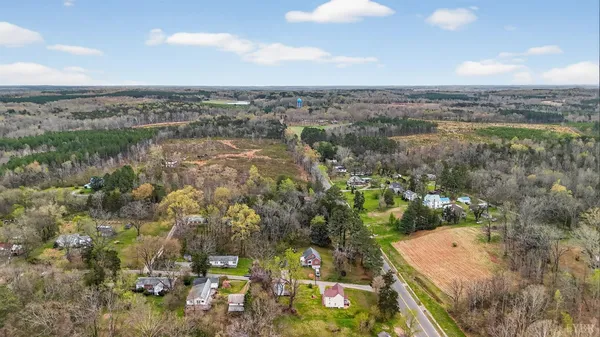 $199,900 | 119 White Street, Drakes Branch, VA 23937