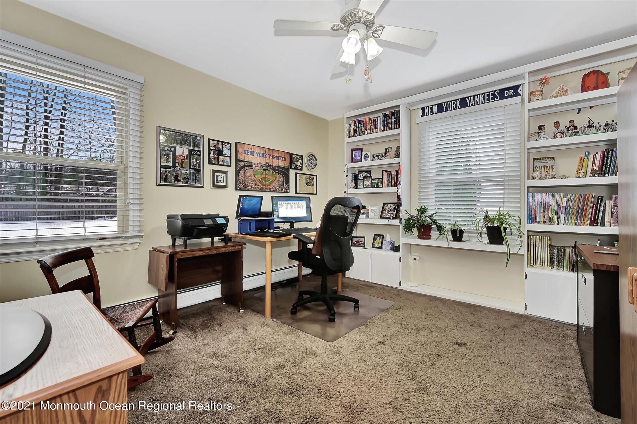 9 Grant Road Manalapan, NJ 07726 - Photo 16 of 33 16-Office
