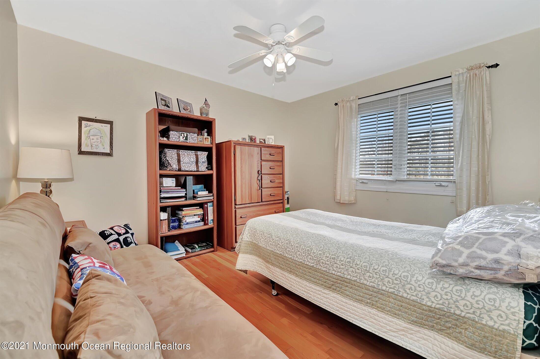 9 Grant Road Manalapan, NJ 07726 - Photo 22 of 33 22-Bedroom