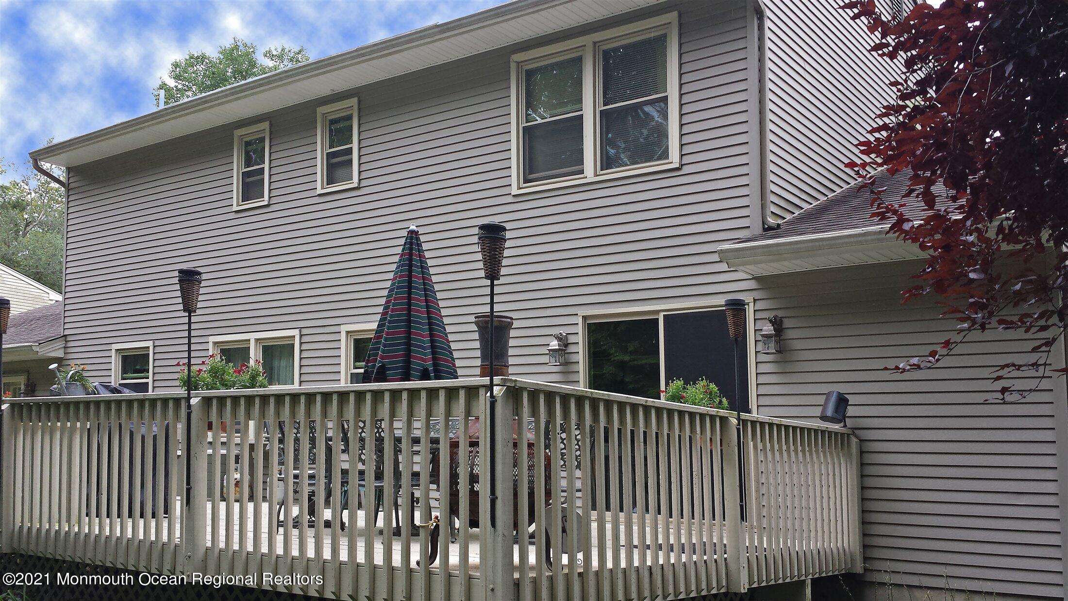 9 Grant Road Manalapan, NJ 07726 - Photo 27 of 33 27-Agent Photo