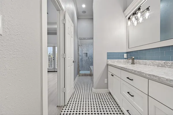$3,900 | 1128 East 24th Street, Houston, TX 77009
