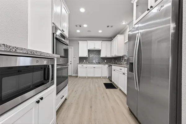 $3,900 | 1128 East 24th Street, Houston, TX 77009