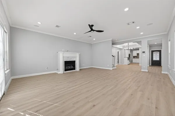 $3,900 | 1128 East 24th Street, Houston, TX 77009