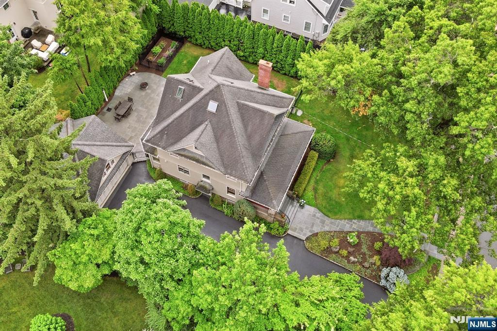 283 Highwood Avenue Ridgewood, NJ 07450 - Photo 43 of 48