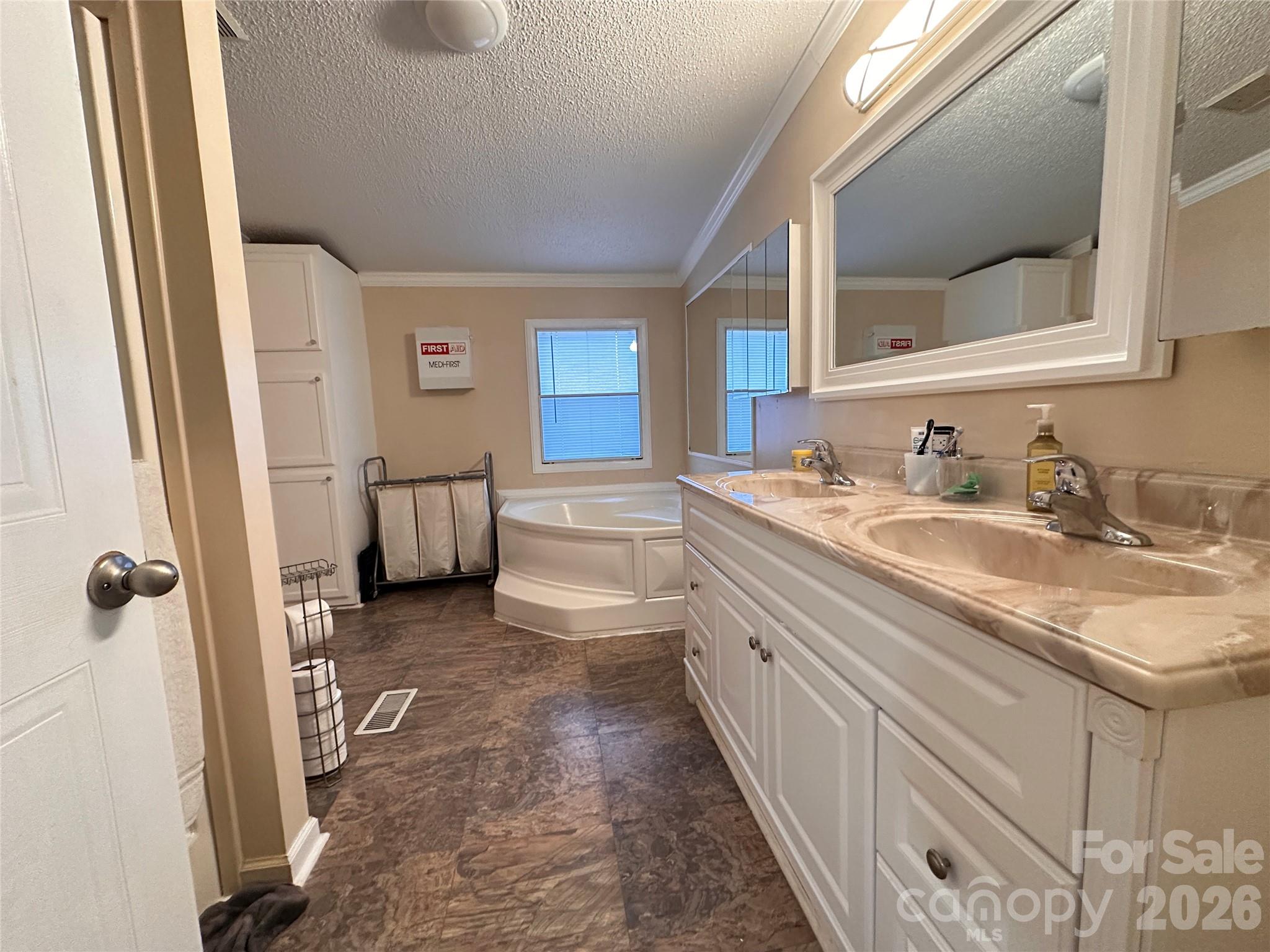 626 Lukes Loop, Unit 18 Marion, NC 28752 - Photo 19 of 32