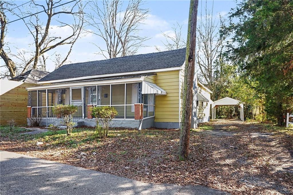 107 1st Street Barnesville, GA 30204 - Photo 2 of 33