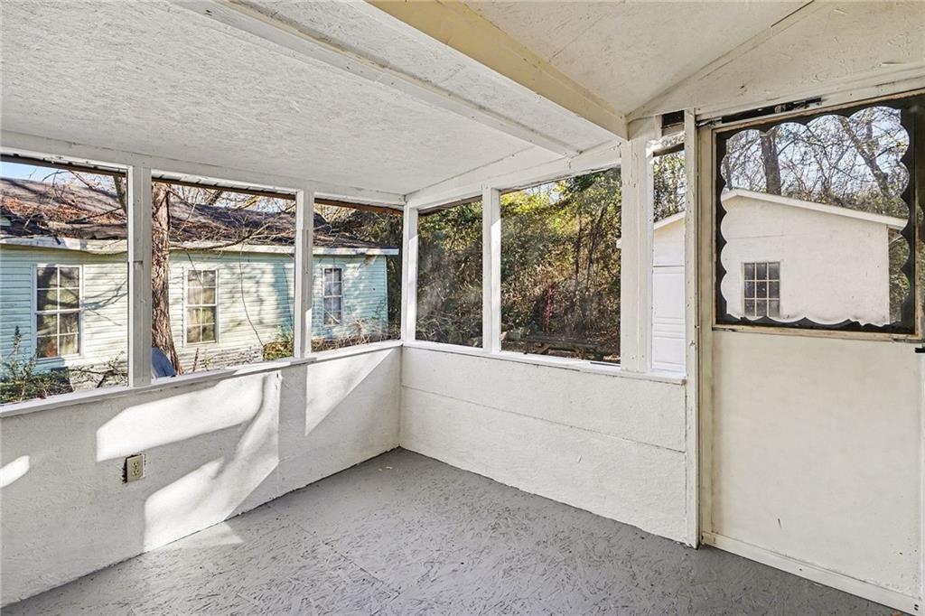 107 1st Street Barnesville, GA 30204 - Photo 30 of 33