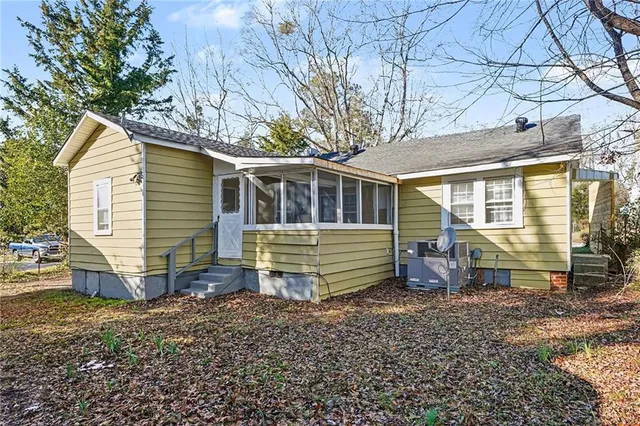 $180,000 | 107 1st Street, Barnesville, GA 30204