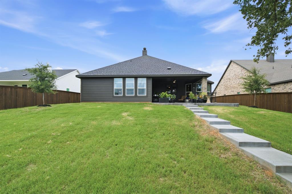 1128 Trinity Drive Springtown, TX 76082 - Photo 36 of 40