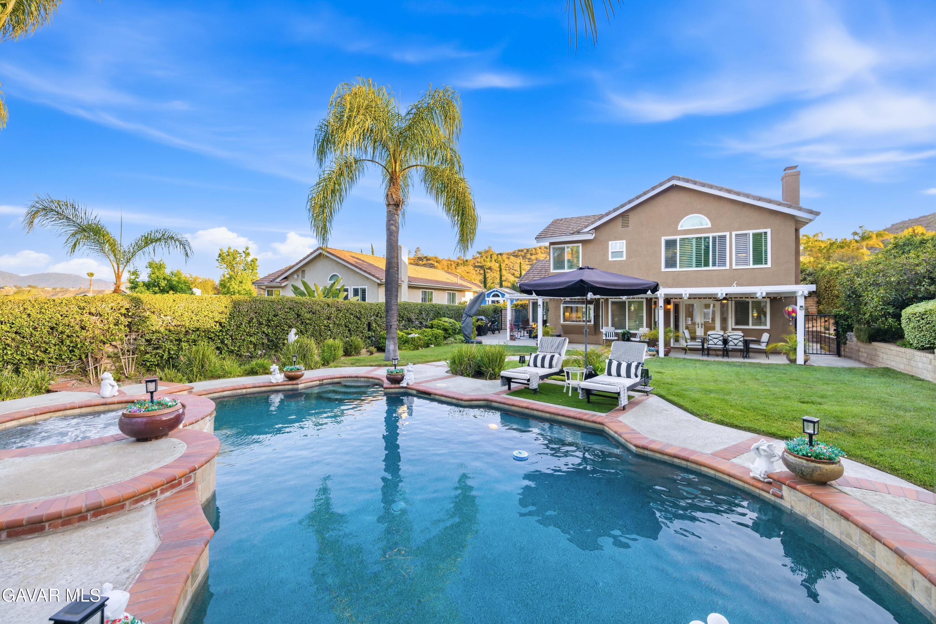 22029 Rodeffer Place Santa Clarita, CA 91350 - Photo 35 of 53 22029 Rodeffer Pl-50