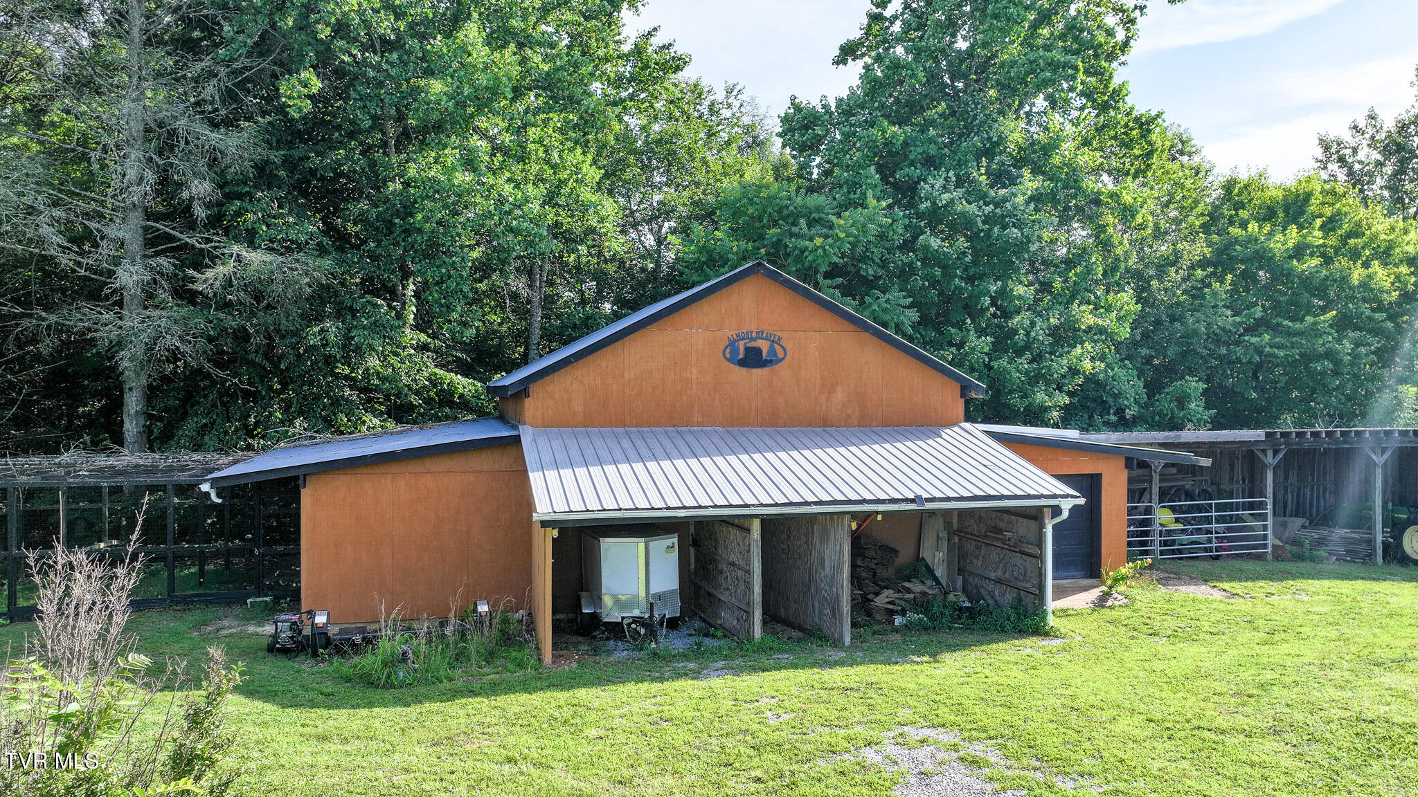 1600 Red Hill Road Greeneville, TN 37743 - Photo 64 of 73 Johnson garage DJI_20260630032323_0241_D