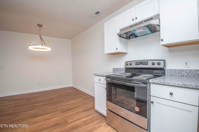 $349,900 | 1713 Sails Way, Knoxville, TN 37932