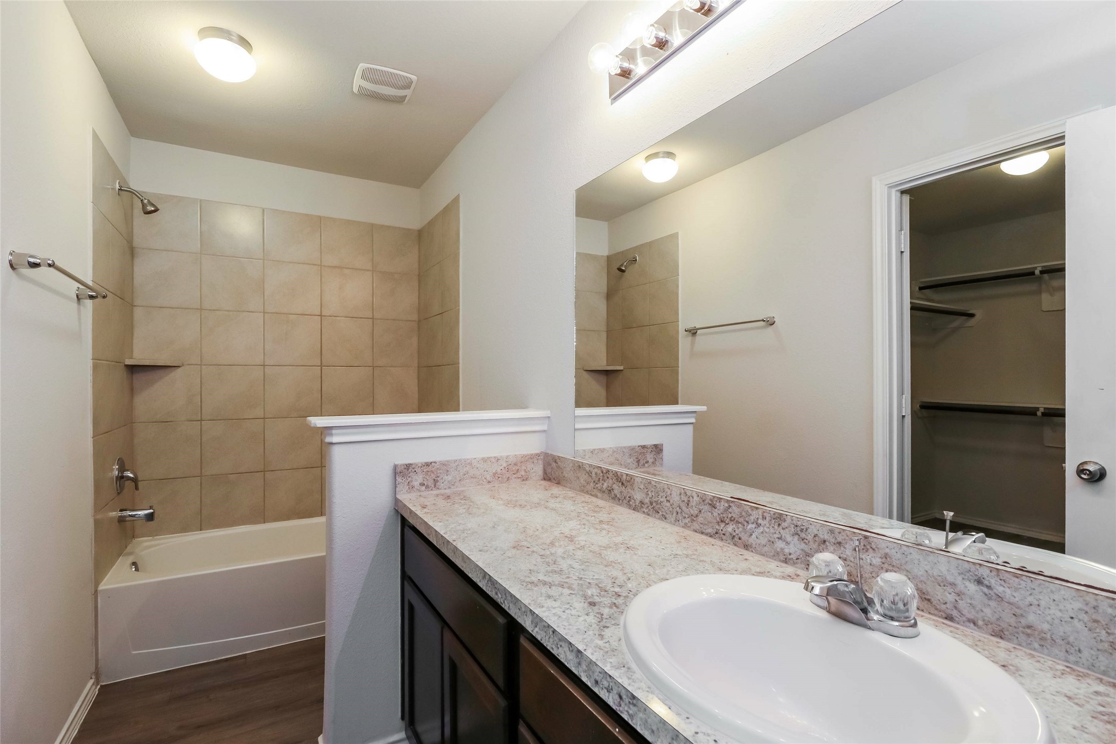 12702 Veterans Silver Road Houston, TX 77014 - Photo 12 of 13 Photos may be representative of the floor plan and not the exact home. Finishes, layout, and features of the actual property for lease may vary.