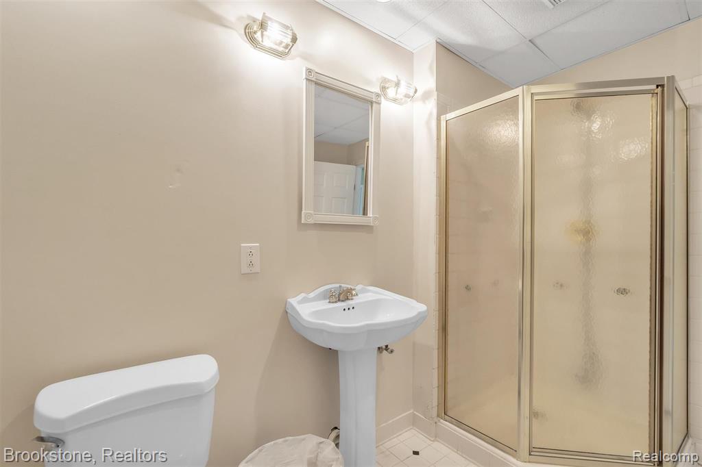 451 John R Road Rochester Hills, MI 48307 - Photo 21 of 25