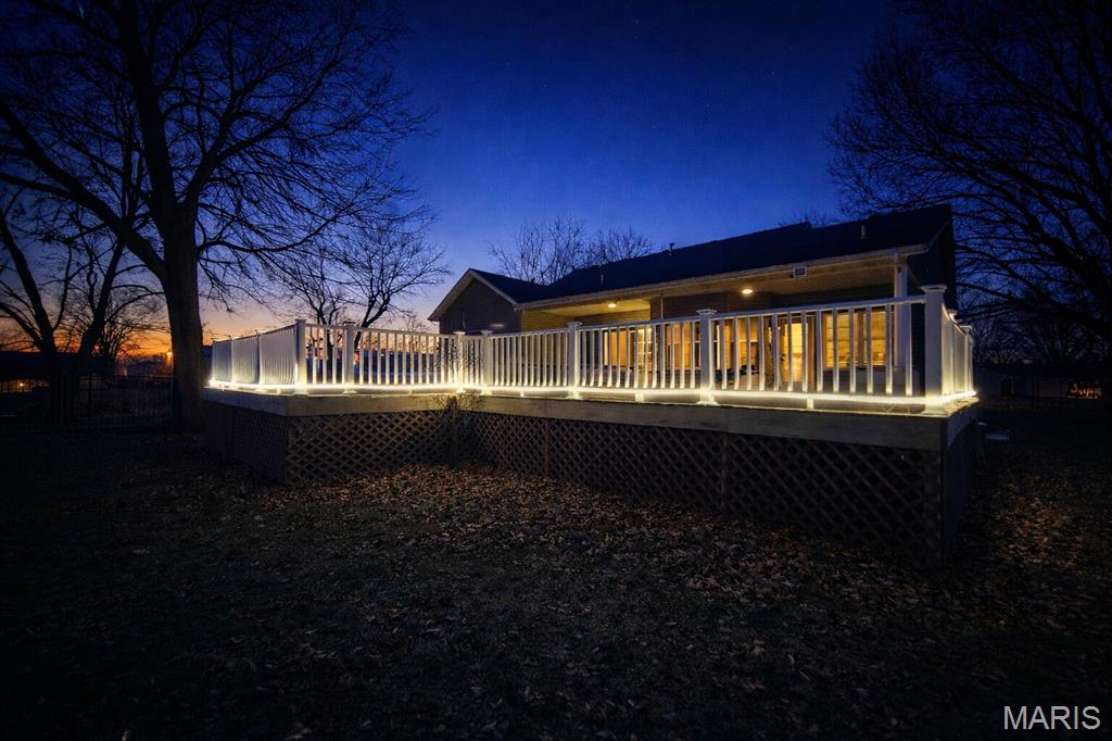 381 High Point Drive Edwardsville, IL 62025 - Photo 5 of 31