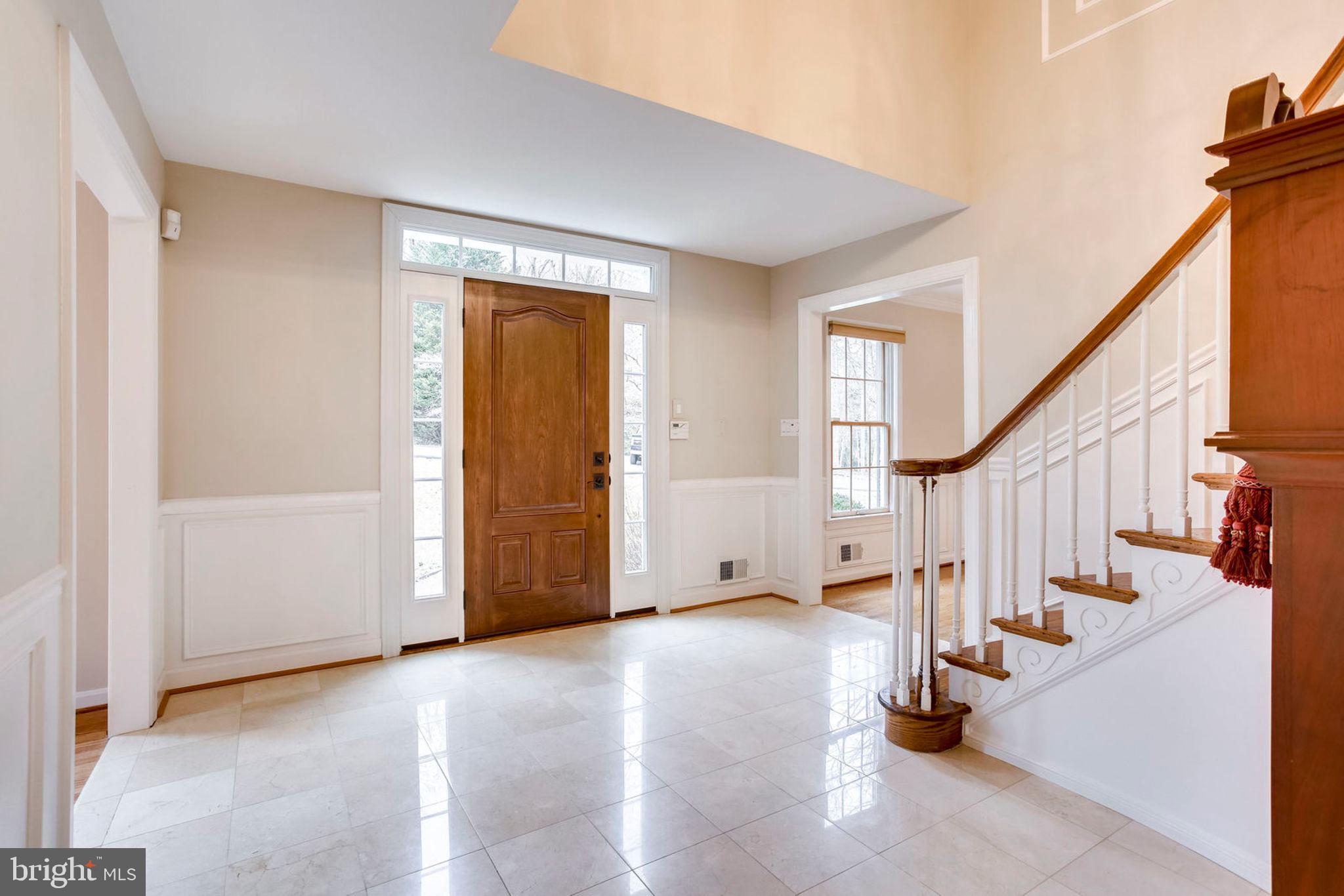 413 Seneca Road Great Falls, VA 22066 - Photo 2 of 45 Gallery Image 2