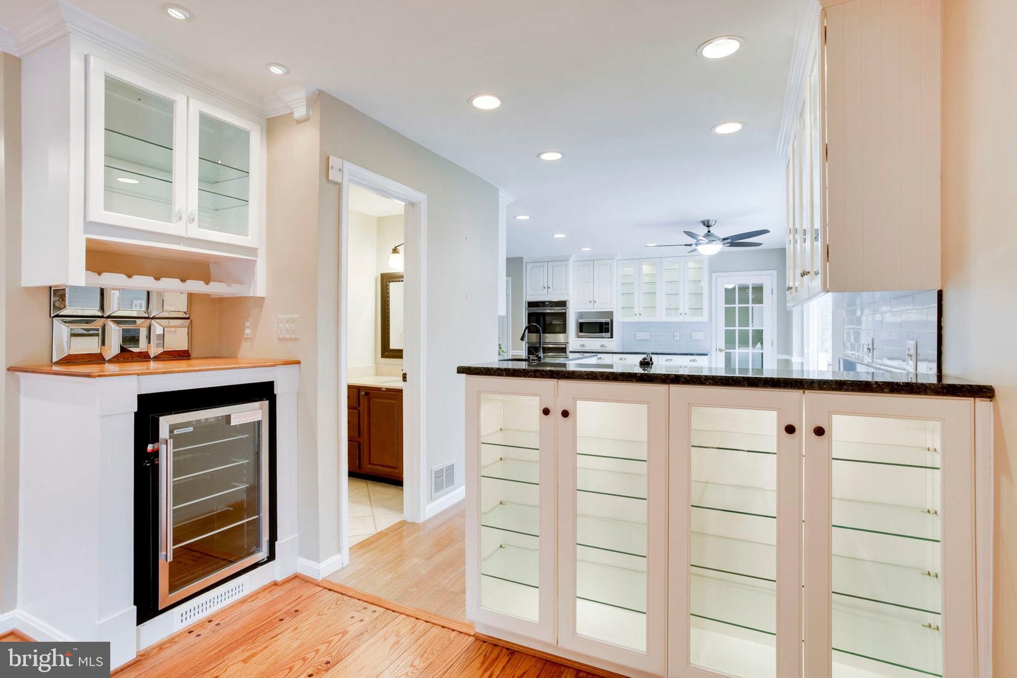 413 Seneca Road Great Falls, VA 22066 - Photo 11 of 45 Gallery Image 11
