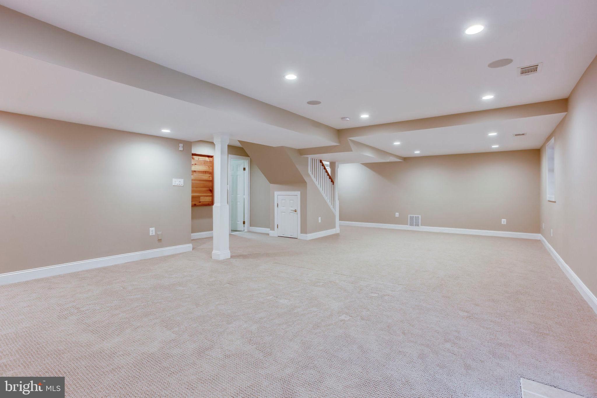 413 Seneca Road Great Falls, VA 22066 - Photo 26 of 45 Gallery Image 26