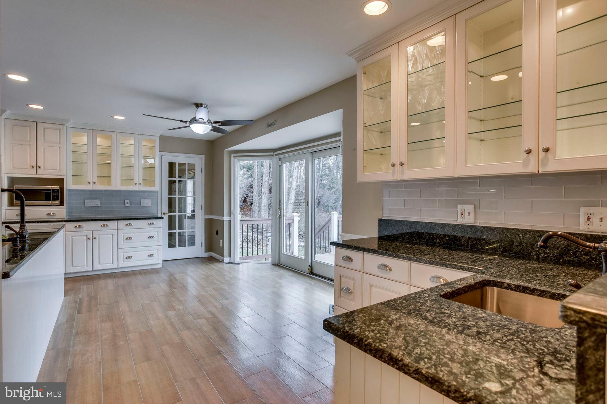 413 Seneca Road Great Falls, VA 22066 - Photo 9 of 45 Gallery Image 9