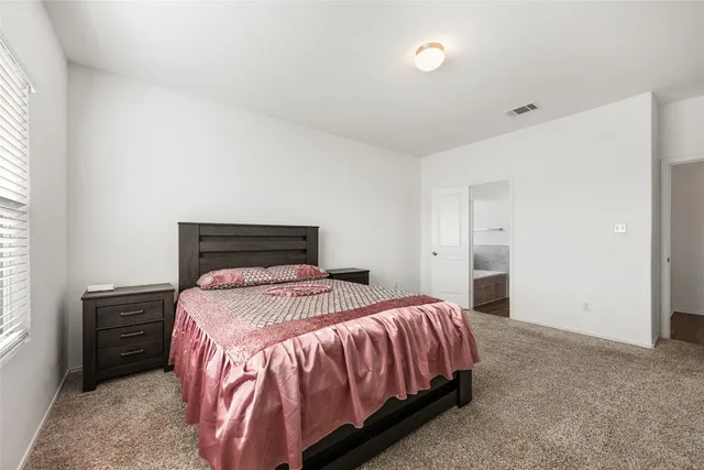 $365,000 | 132 Joe Kidd Lane, Unit 132, Jarrell, TX 76537