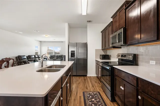 $365,000 | 132 Joe Kidd Lane, Unit 132, Jarrell, TX 76537