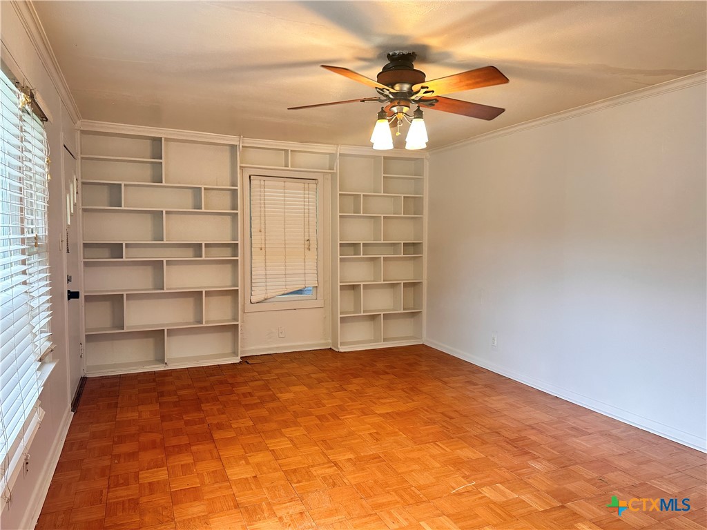 950 Field Street San Marcos, TX 78666 - Photo 5 of 13