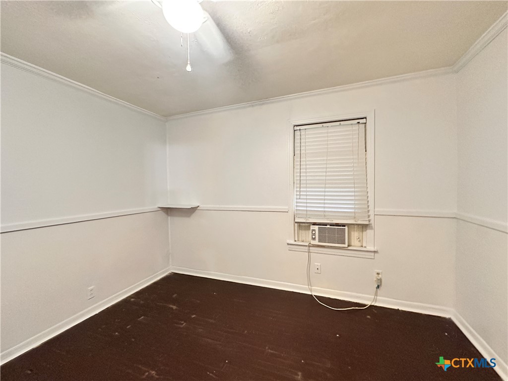 950 Field Street San Marcos, TX 78666 - Photo 7 of 13