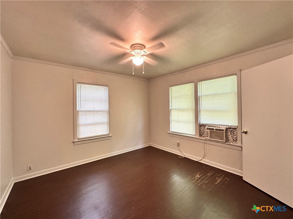950 Field Street San Marcos, TX 78666 - Photo 9 of 13