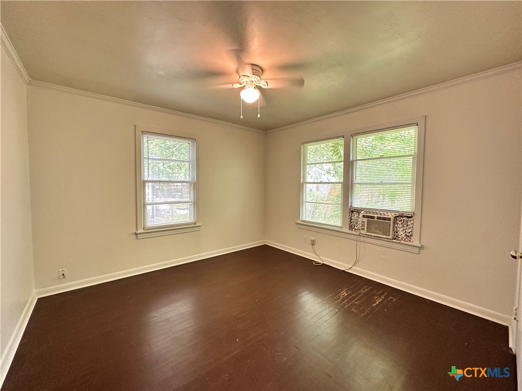 950 Field Street San Marcos, TX 78666 - Photo 10 of 13