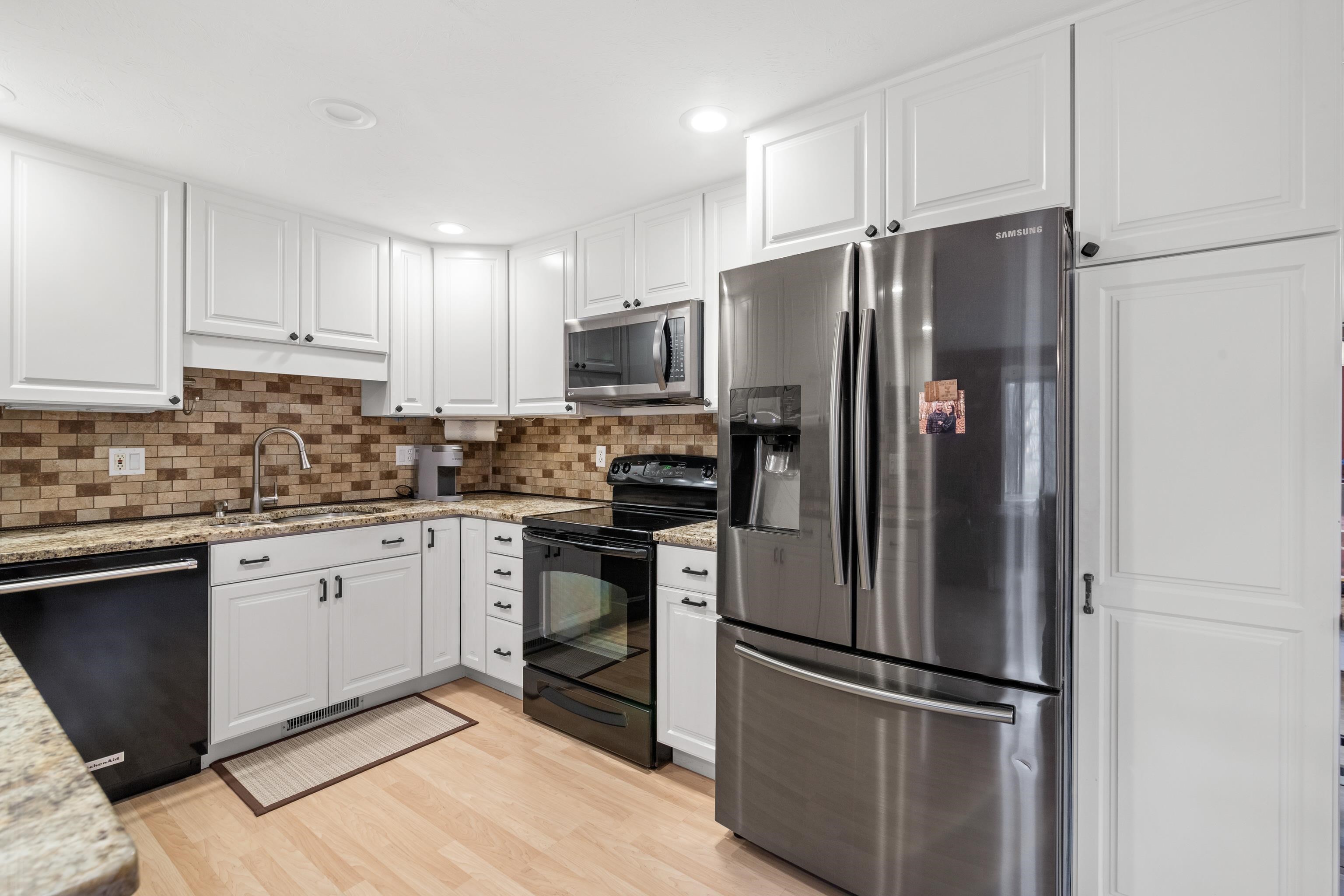 84 Branch Turnpike, Unit 38 Concord, NH 03301 - Photo 9 of 38