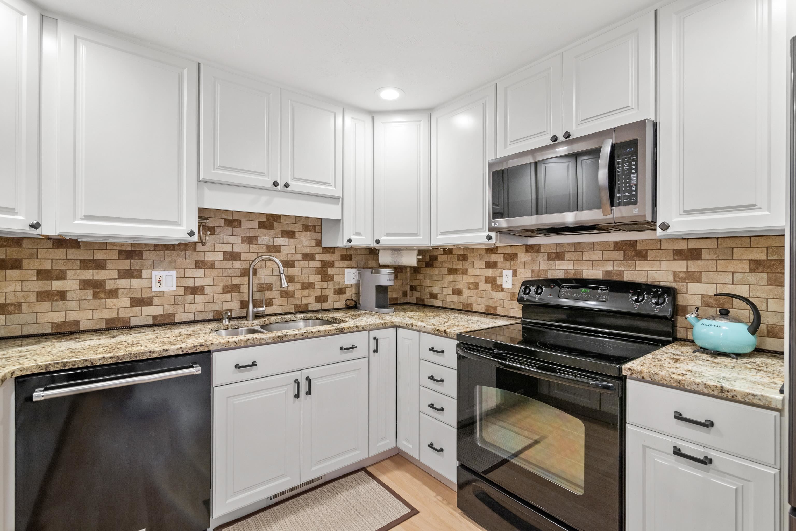 84 Branch Turnpike, Unit 38 Concord, NH 03301 - Photo 10 of 38