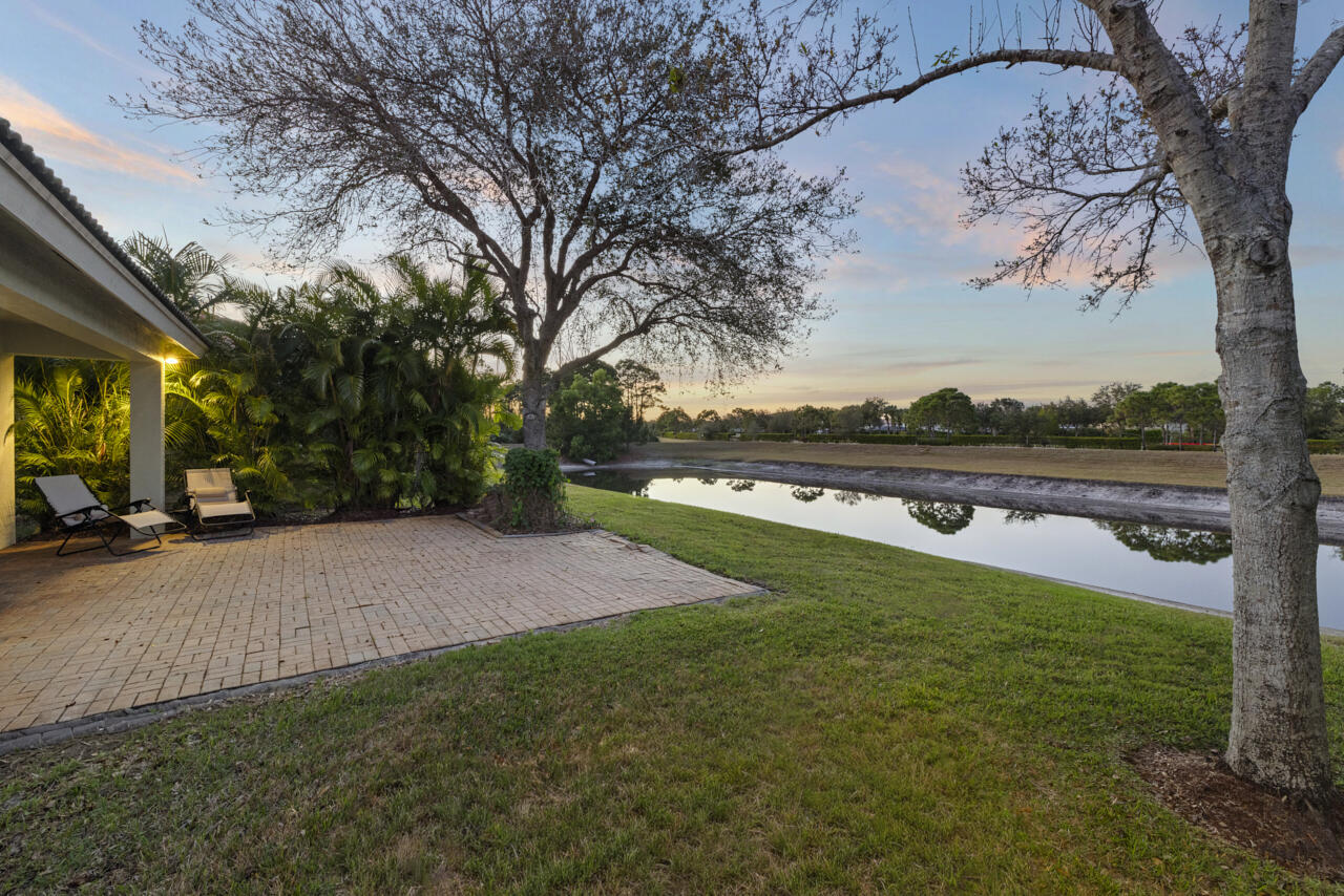 1171 Southeast Kirk Street Stuart, FL 34997 - Photo 29 of 45 IMG_7850