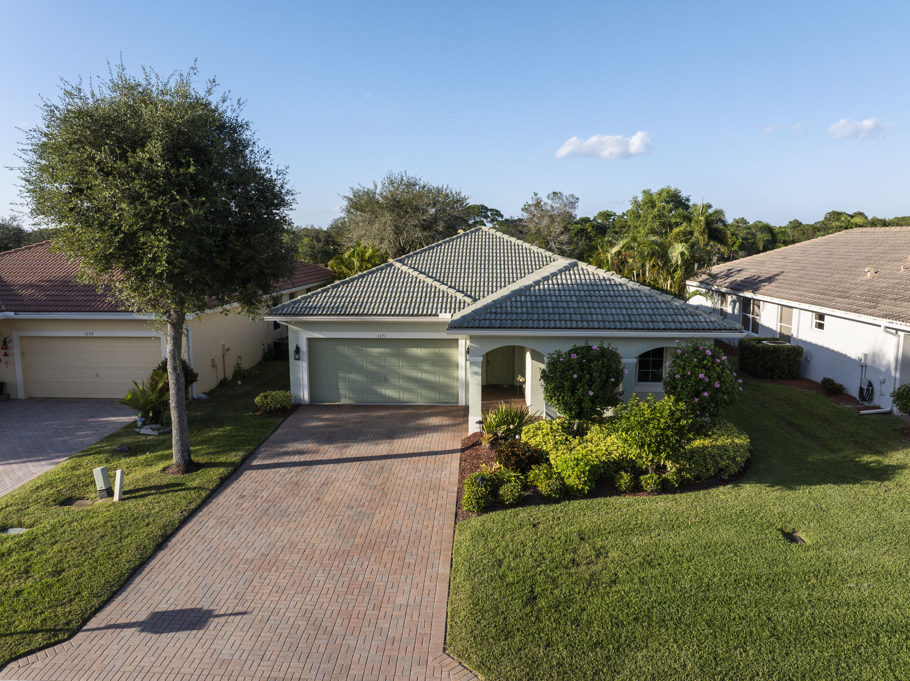 1171 Southeast Kirk Street Stuart, FL 34997 - Photo 3 of 45 IMG_7736