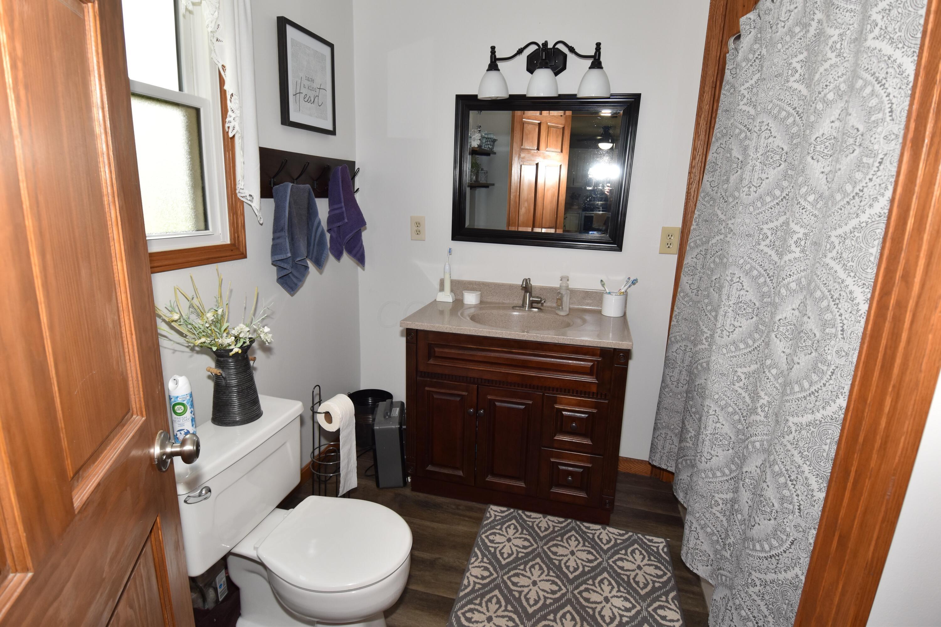 5137 Castle Road Johnstown, OH 43031 - Photo 10 of 66 Full Bath