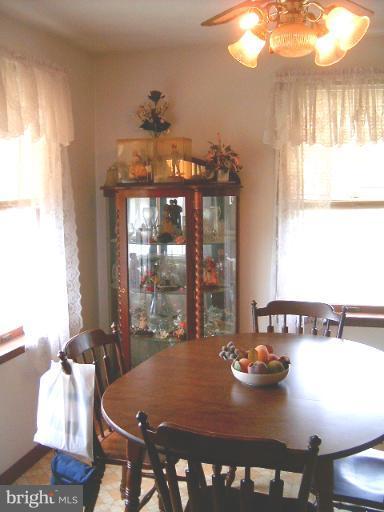 8 Granny Smith Road Linden, VA 22642 - Photo 4 of 7 Dining Room