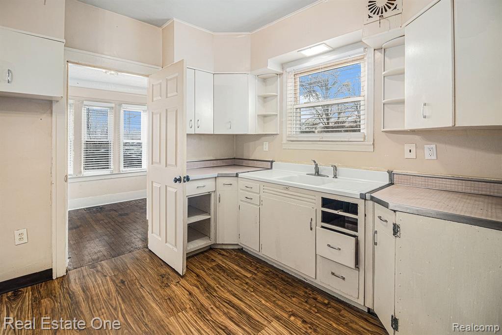 18666 Reed Street Melvindale, MI 48122 - Photo 5 of 27