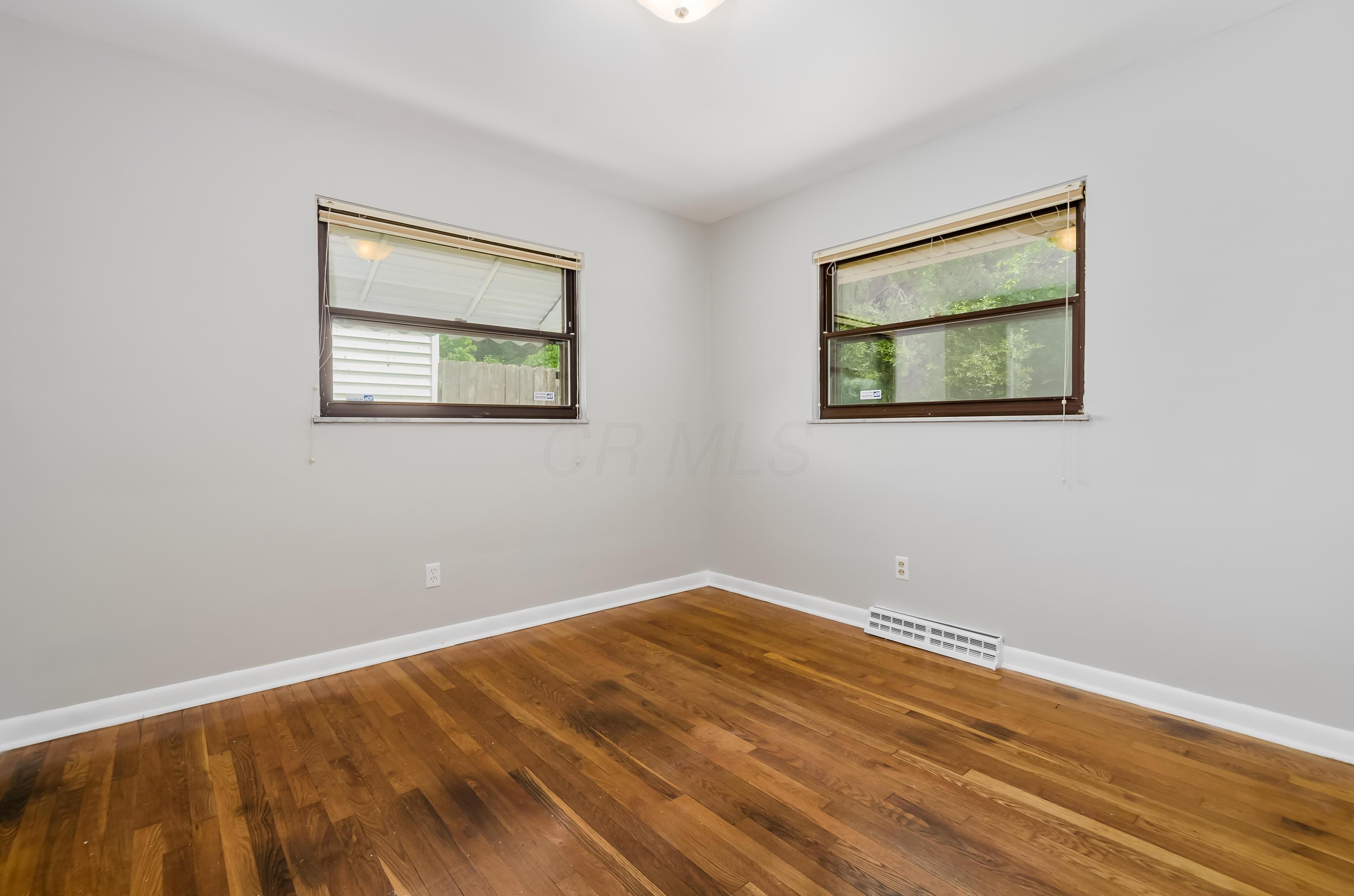 1392 Bryson Road Columbus, OH 43224 - Photo 16 of 46 Gallery Image 16