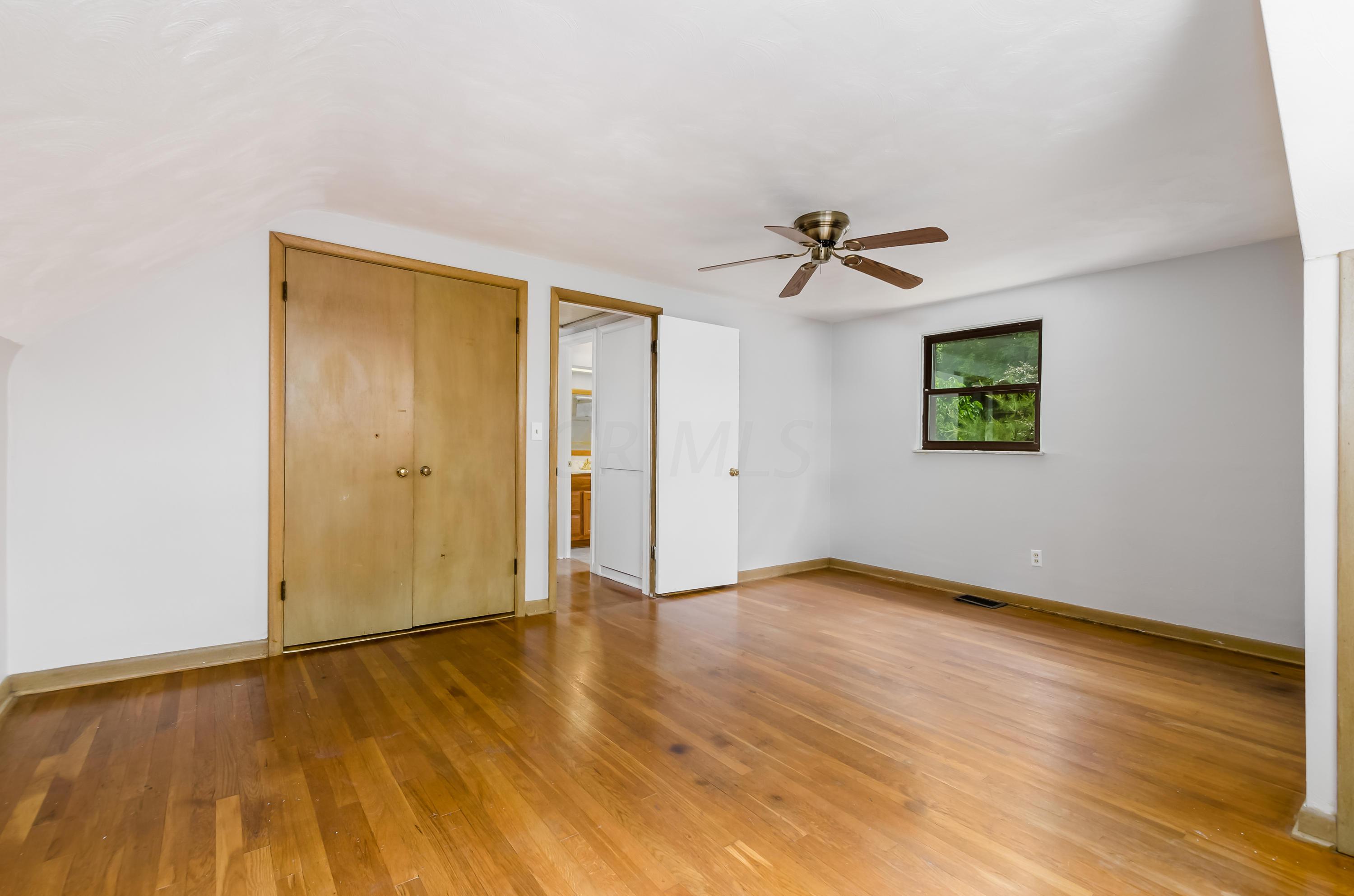 1392 Bryson Road Columbus, OH 43224 - Photo 22 of 46 Gallery Image 22