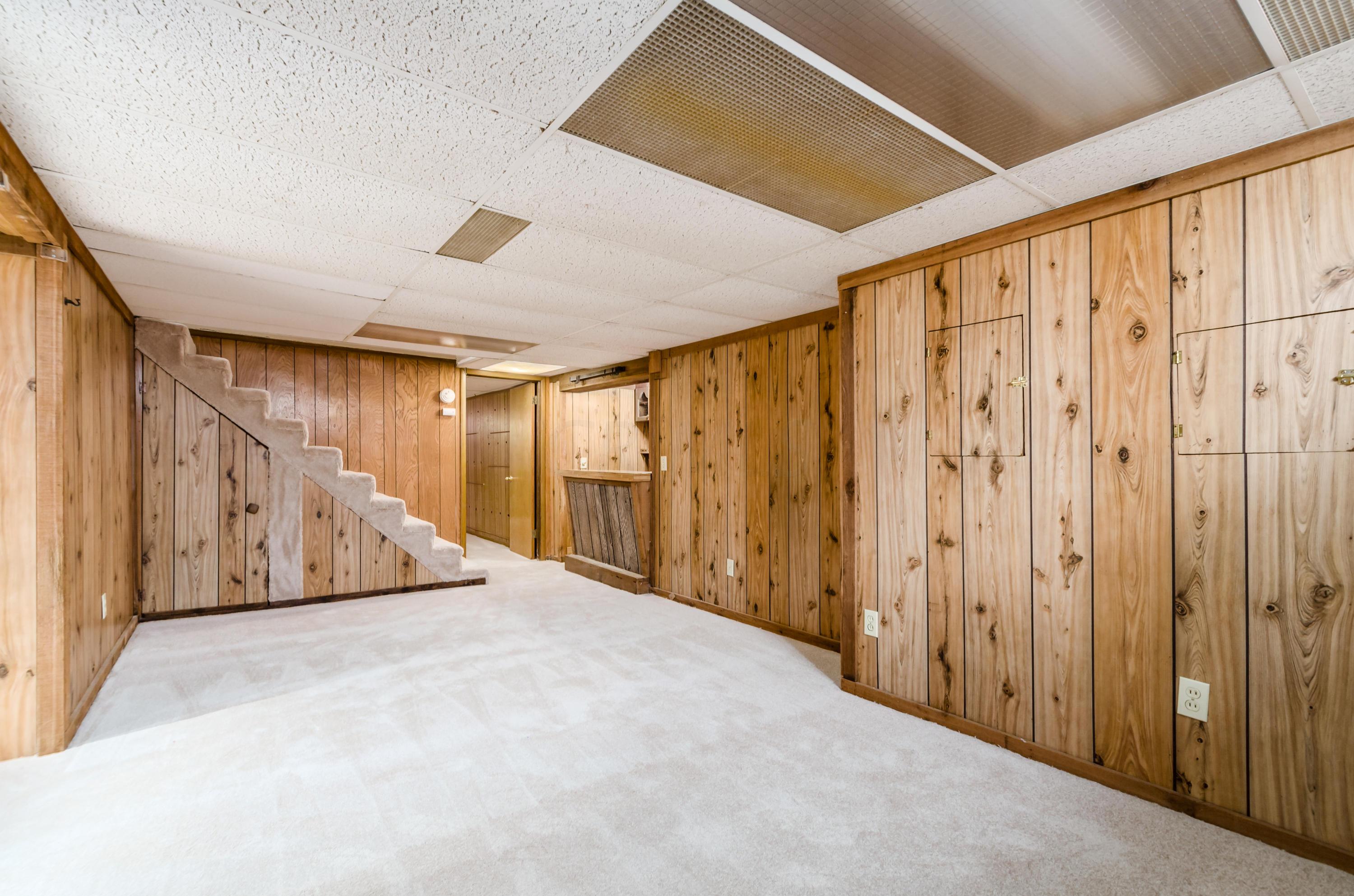 1392 Bryson Road Columbus, OH 43224 - Photo 30 of 46 Gallery Image 30