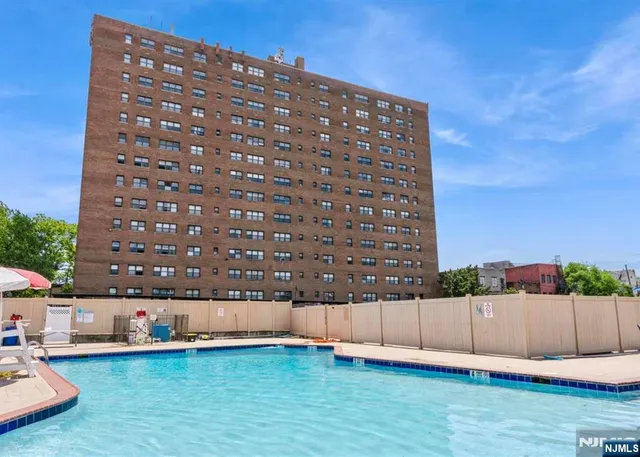 $199,000 | 14 John F. Kennedy Boulevard, Bayonne, NJ 07002