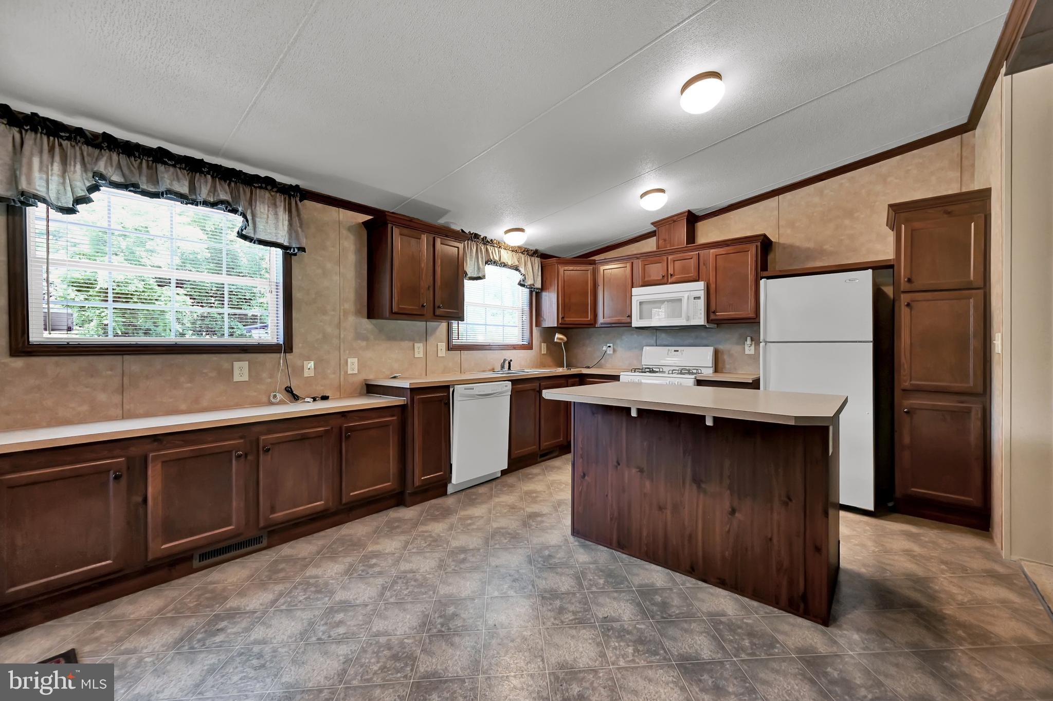960 Green Springs Road Hanover, PA 17331 - Photo 8 of 32 Gallery Image 8