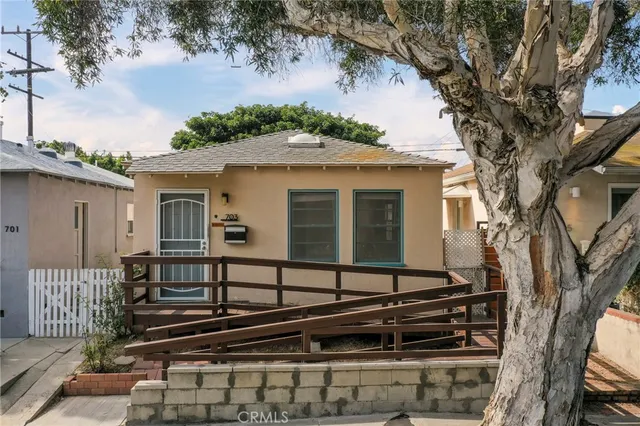 $1,200,000 | 703 Ozone Street, Santa Monica, CA 90405