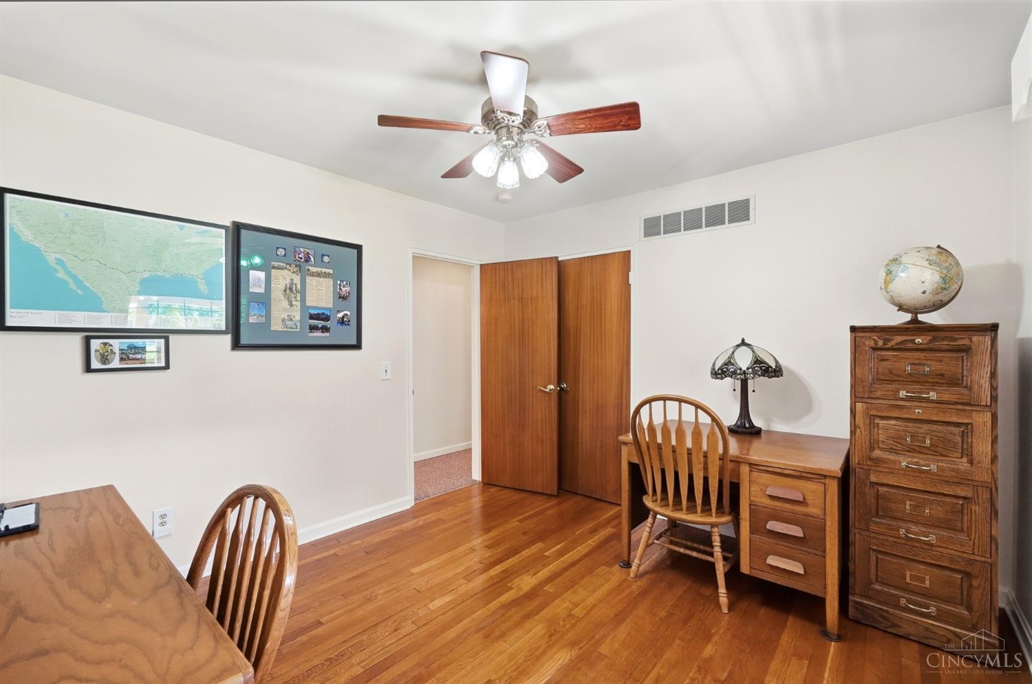 6596 Springdale Road Cincinnati, OH 45247 - Photo 25 of 81
