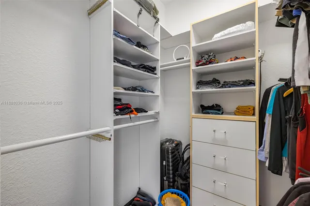 $1,474,000 | 12555 Southwest 34th Place, Davie, FL 33330