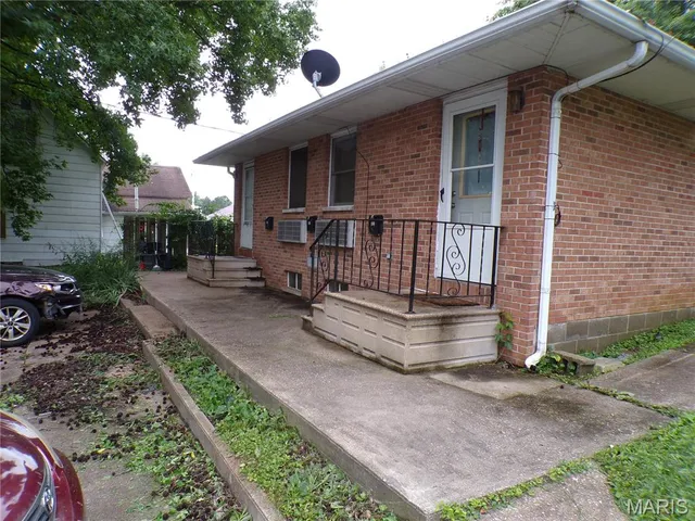 $118,900 | 105 South Washington Street, Sparta, IL 62286