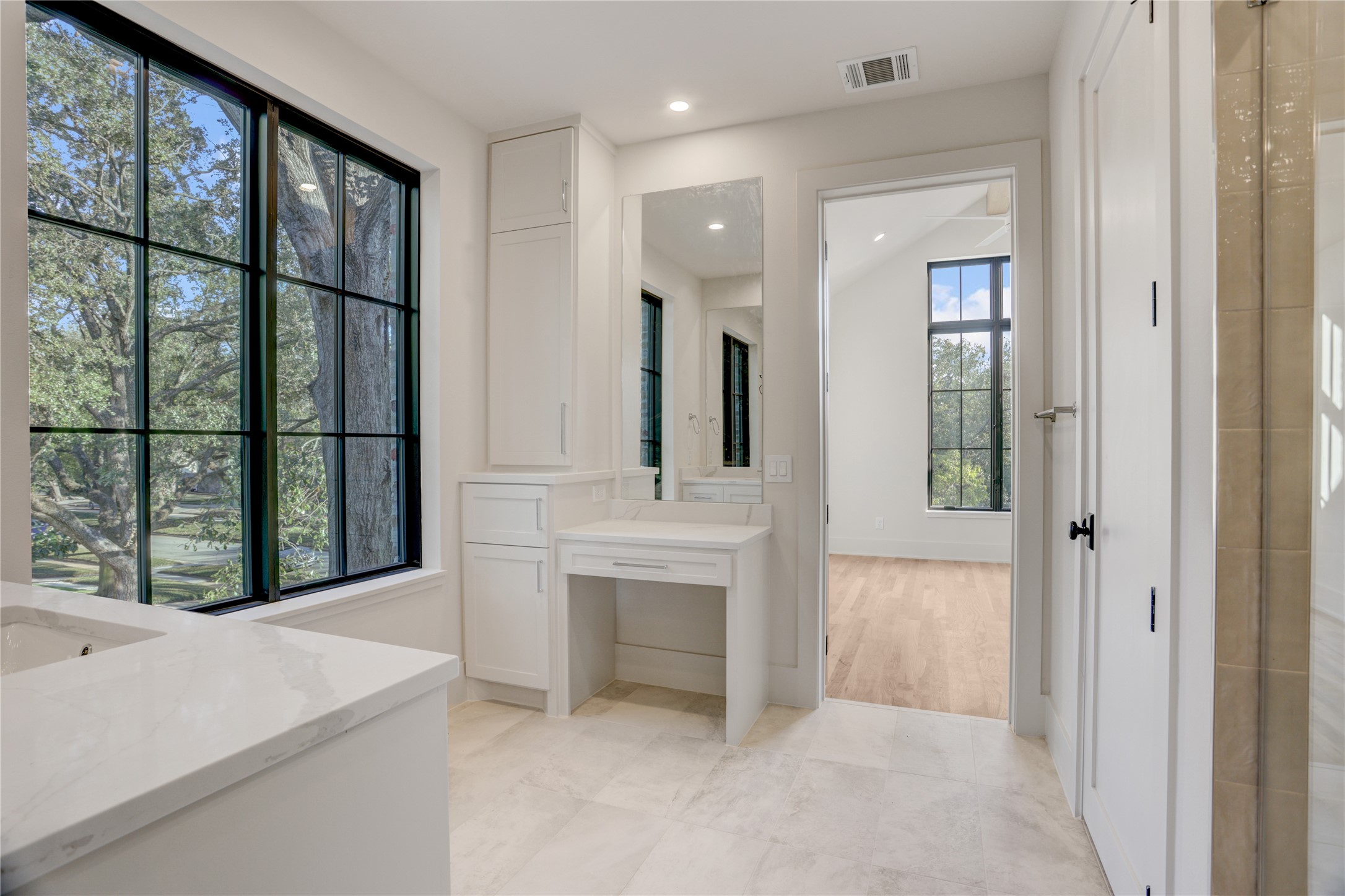 2250 Sunset Boulevard Houston, TX 77005 - Photo 26 of 40 Bath #2.